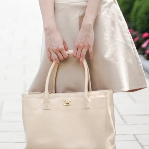 Vintage caviar Chanel Exec Cerf Tote beige - Picture 16 of 16